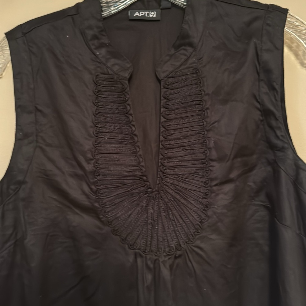 Pre loved Black, Tank top